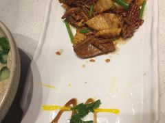 爆炒腰花-闫府私房菜·百年鲁菜(恒隆店)