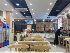 -江城燕子大排档(江汉路步行街店)