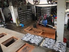 -满記土窑烧鷄波浪山莊