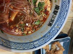 -魔都三兄弟酸辣粉·蘸卤炸串(虹桥万科店)