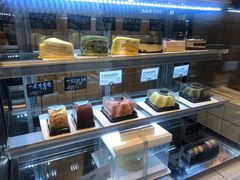 面包甜点陈列柜-野上麦田(中贸广场店)