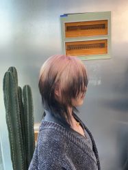 -Tloml salon
