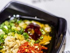 油碟-独食火锅·半米屋台(直营总店)