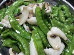 荷兰豆炒鲜鱿鱼-又发饭店