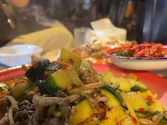 -十一街苍蝇馆子转经消江湖菜(九眼桥十一街店)