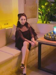 -红馆妆造(中央大街店)