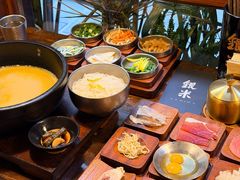 -银米·云南传统过桥米线(双廊黑金冠店)