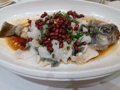 香葱捞鲈鱼-君德澜酒家·创意粤菜(金山谷店)