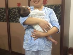 -爱的果实月嫂育婴师(世纪东方店)