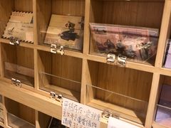 面包甜点陈列柜-猫的天空之城概念书店(苏州诚品店)