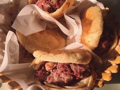 -闫家驴肉老店(华电一校店)
