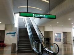 -龙阳路磁悬浮列车总站-停车场