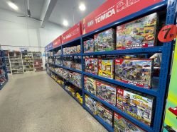 -逝水玩具折扣店