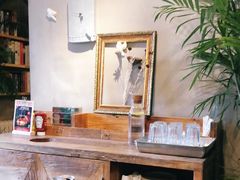 -HIGH FIVE哈福手工汉堡(桂林路店)