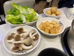 -德林酸菜鱼火锅(南丹店)