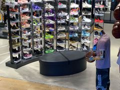 -李宁(大宁国际旗舰店)