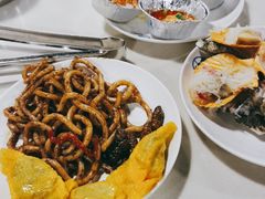 -爱客得牛排海鲜烤肉·火锅自助(春熙路黑金好店)