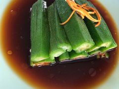 -七的湖·晚芳亭·阳澄湖农家菜·大闸蟹(莲花岛店)