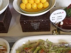 -山里屯铁锅炖·东北菜(康桥店)