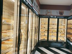 -辣八香新疆孜然串烤火锅(环球港店)