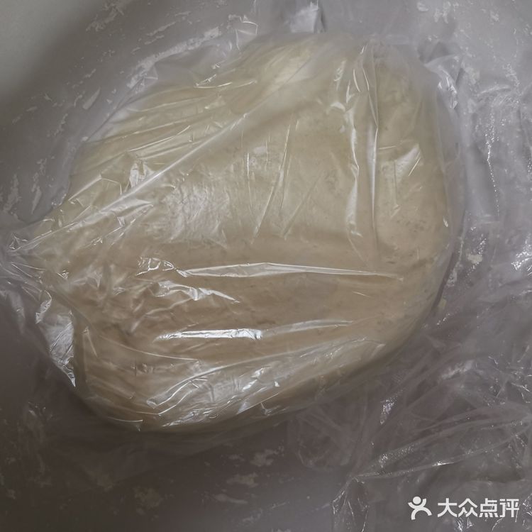 自制香喷喷的五花肉包子