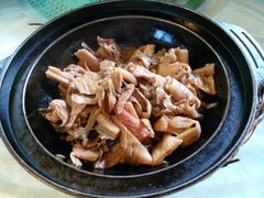 客家菜干煲-年辉渔村·非遗传承餐厅(新丰江店)