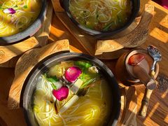 -桥香园过桥米线(国贸店)