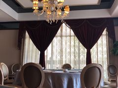 包厢-御盛苑富隆汇·传承川菜·商务简餐(江北嘴店)