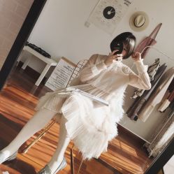 -SALON V