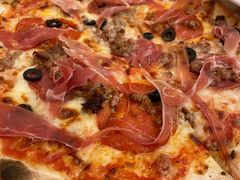 -城市大道红炉披萨烘焙坊