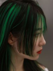 -东秀护肤造型