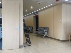 -上海市松江区泗泾医院