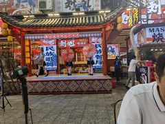 -刘姐啤酒鱼民族演艺餐厅(西街总店)