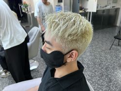-东梵造型·烫发染发接发连锁SALON