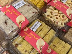 -家乐福(四元桥购物中心店)