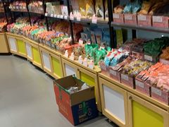 面包甜点陈列柜-良品铺子(大唐西市店)