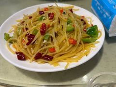 -三亚火车头万人海鲜广场