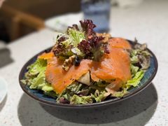 烟熏三文鱼杂菌沙拉-BE BRIGHT KITCHEN(正佳广场店)