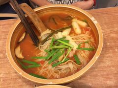 年糕手工丸双拼-石榴姐•山城小馆(创始店)