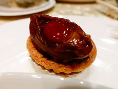 原汁鲍鱼羊肚菌鸡粒酥-8餐厅(新葡京酒店)