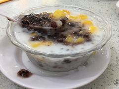 芒果燕麦紫米露-芬芳甜品(同福路店)