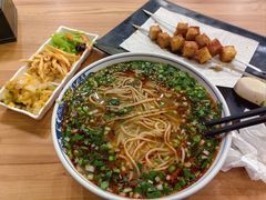 -西部马华清真兰州牛肉面·烧烤夜市(三里河店)