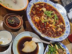 -雷祖芳老妈蹄花店
