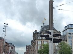 -De Bijenkorf百货公司
