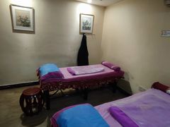 -芳草堂中医门诊部(怡芳苑店)