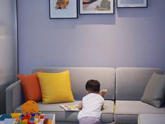 -广州花都融创文旅城希尔顿惠庭酒店