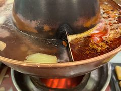 鸳鸯锅底-昱家胡同·烧烤海鲜铜锅涮肉(和平里店)