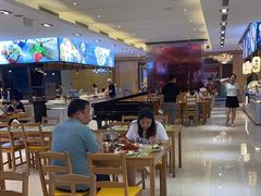 -昆山裕元花园酒店·温莎西餐厅