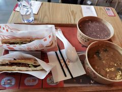 -驴世家驴肉火烧·凉皮·胡辣汤(五道口店)