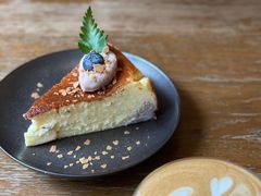 芋泥巴斯克-MAISON门前杂货店